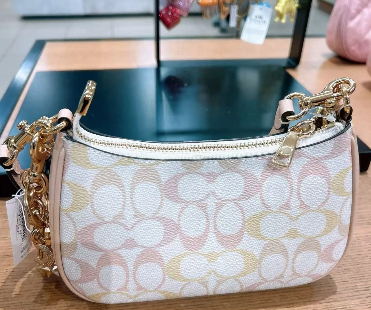  Túi Nữ Coach Teri Mini Crossbody Bag ‘Chalk’ 