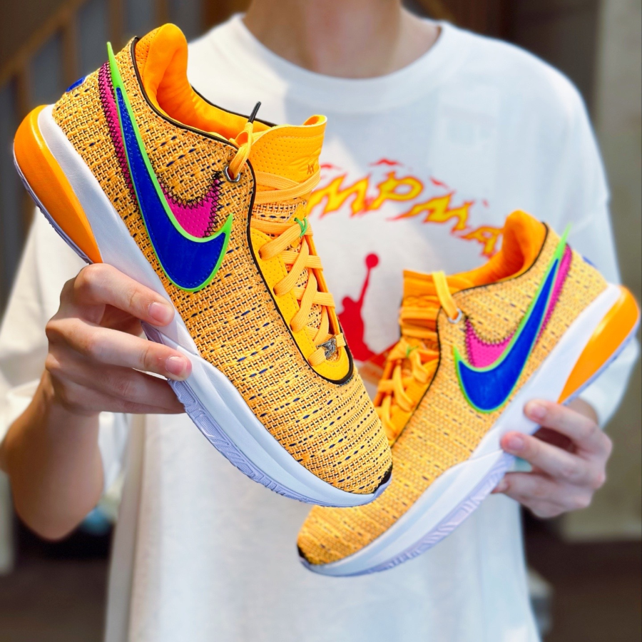  Giày Nike LeBron 20 ‘Laser Orange’ 