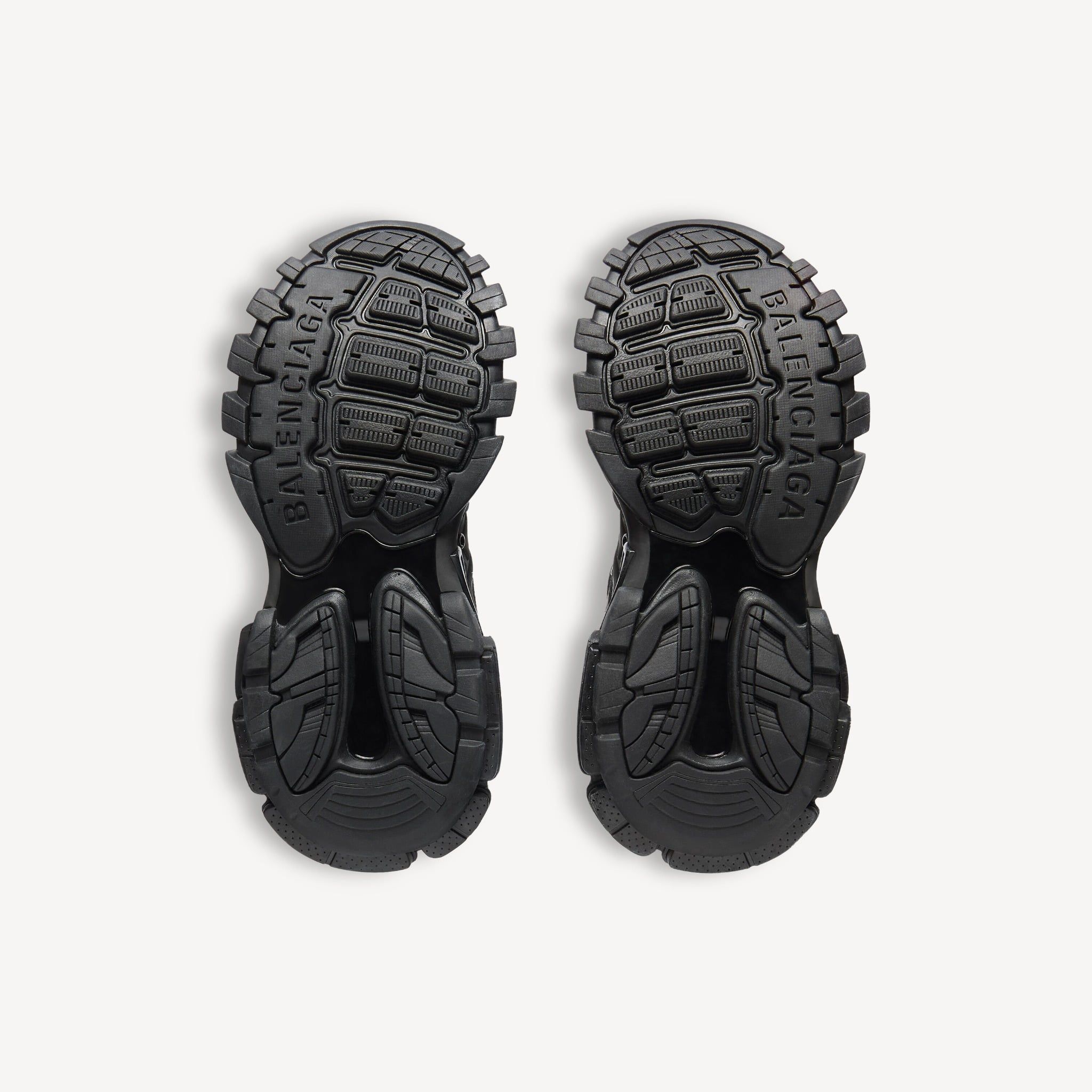  Giày Nam Balenciaga Track Piercing Sneaker 'Black' 