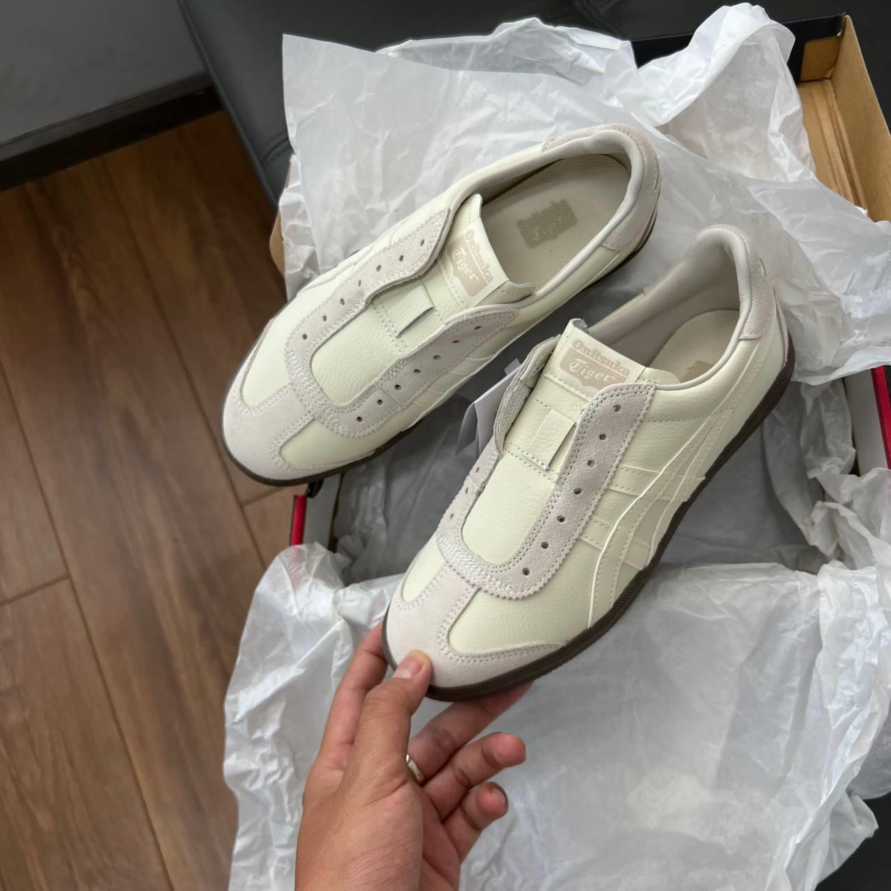  Giày Nam Onitsuka Tiger Tokuten Slip On 'Beige Brown' 