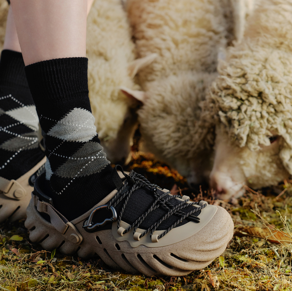  Dép Crocs City Adventure Retro 'Brown' 