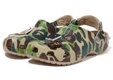  Dép Crocs Classic Clog x A Bathing Ape ABC ‘Camo Green’ 