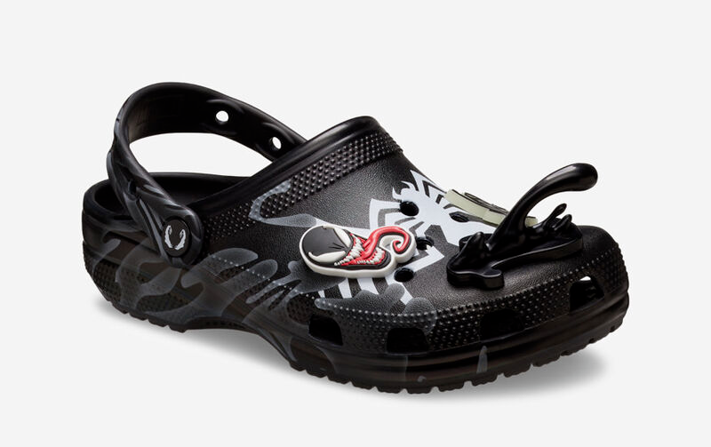 Dép Crocs Classic x Marvel Clog ‘Venom’ 