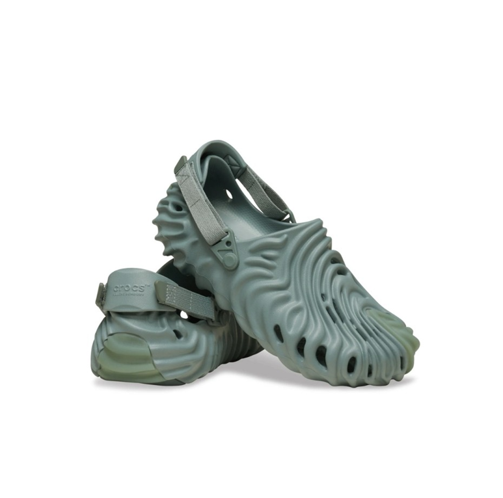  Dép Crocs Salehe Bembury x Pollex Clog ‘Manta’ 