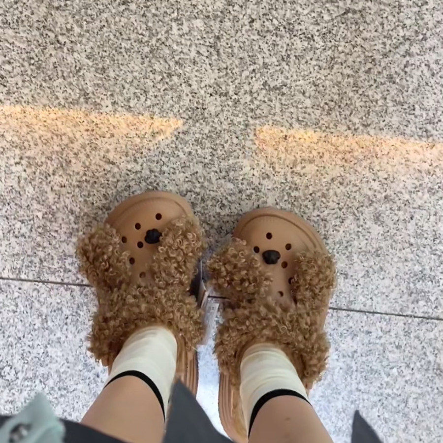  Dép Crocs Stomp Stuffed Animal Clog 'Sepia' 
