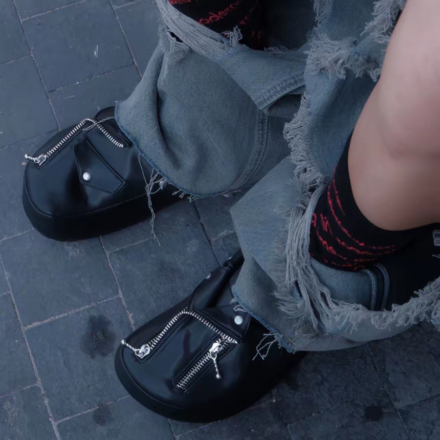  Dép Crocs x Beams Classic Clog ‘Black’ 