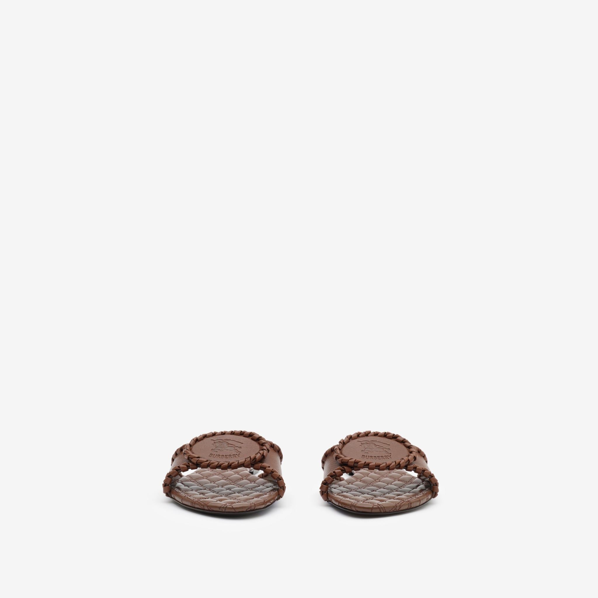  Dép Nữ Burberry Knight Stamp Slides 'Saddle Brown' 