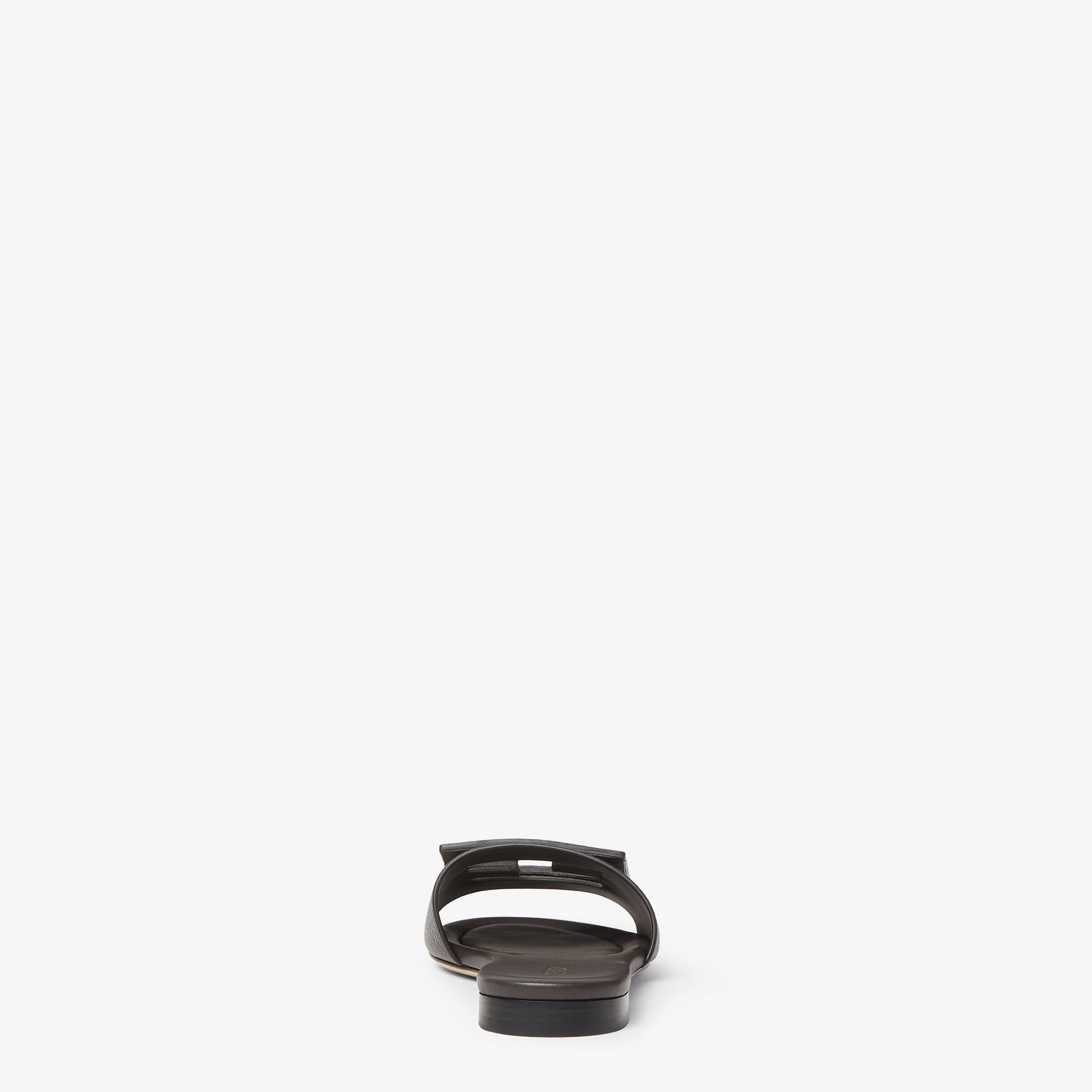  Dép Nữ Fendi Tube 'Dark Brown' 