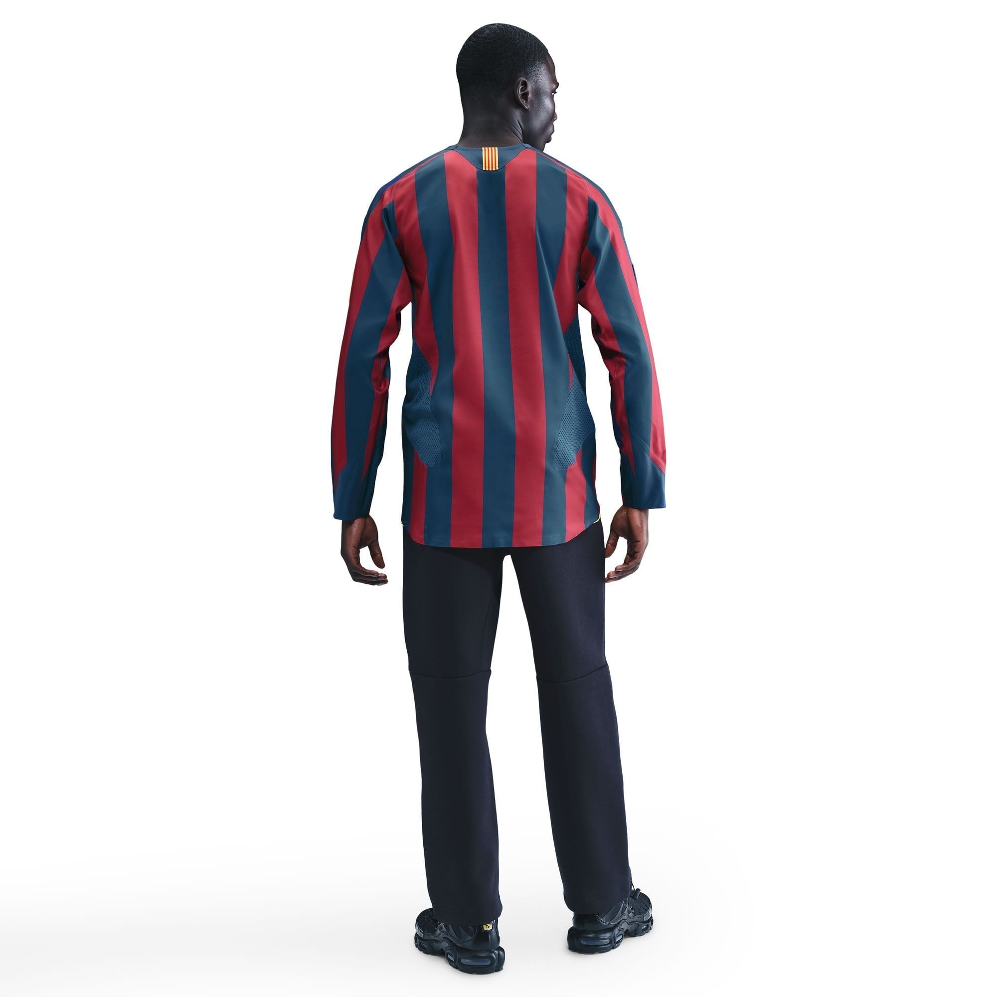  Áo Nike Barcelona 2005/2006 Home Long Sleeve Jersey 