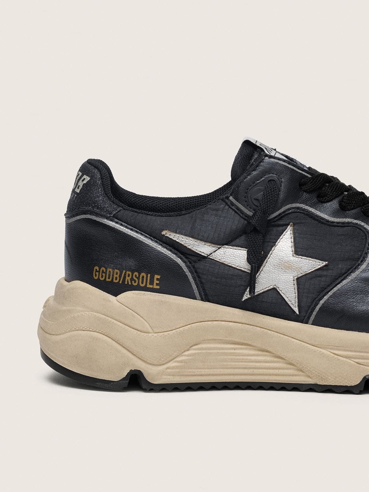  Giày Nữ Golden Goose Running Sole 'Black' 