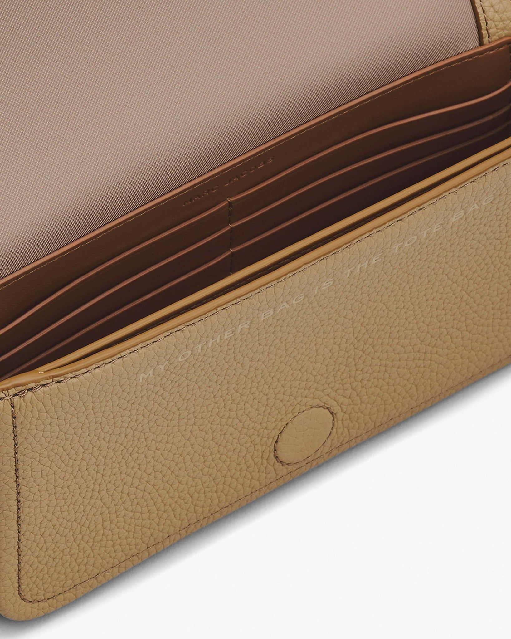  Túi Nữ Marc Jacobs The Leather Mini Bag 'Camel' 