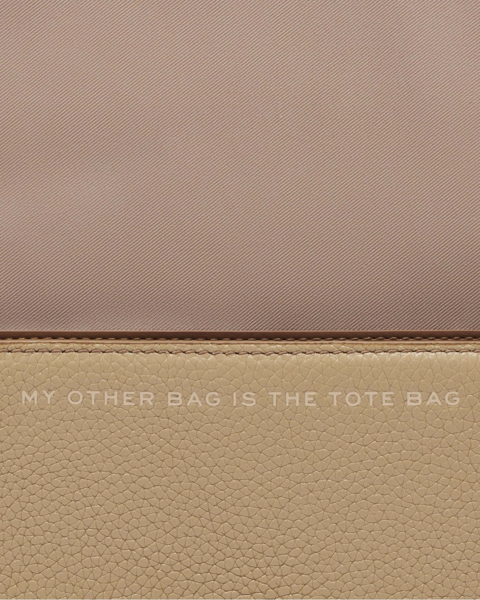  Túi Nữ Marc Jacobs The Leather Mini Bag 'Camel' 