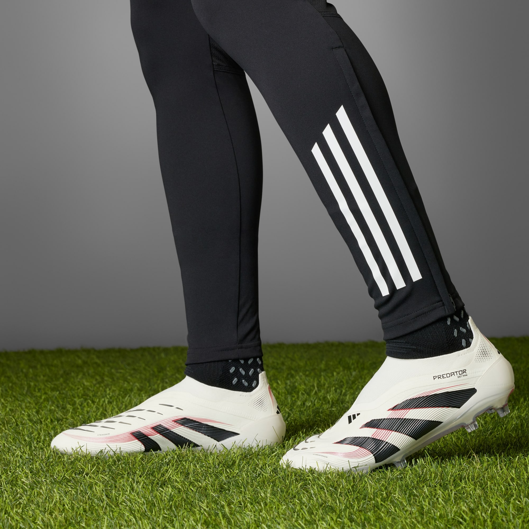  Giày Adidas Predator Elite Laceless FG ‘Goal Hunter Pack’ 