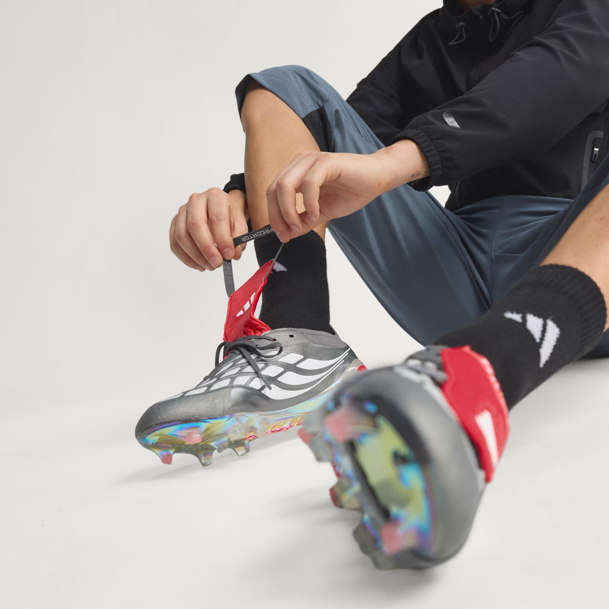  Giày Adidas Predator ‘Finishers Steel Pack’ 