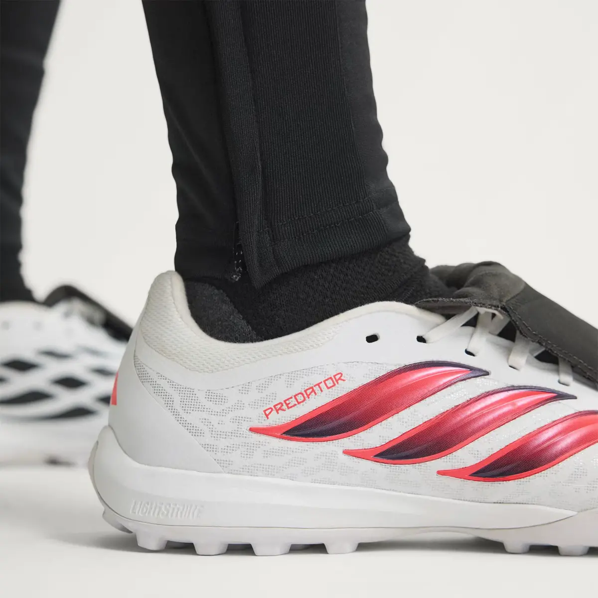  Giày Adidas Predator League Fold-Over ‘Solar Turbo’ 