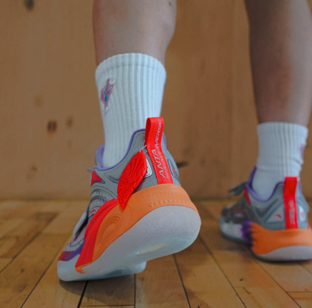  Giày Anta Kai 1 x Sneaker Verse 'Kaiverse' 