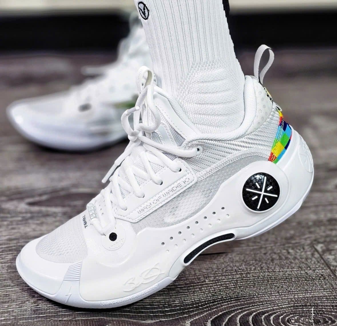  Giày Li-Ning Way of Wade 10 'White Rainbow' 