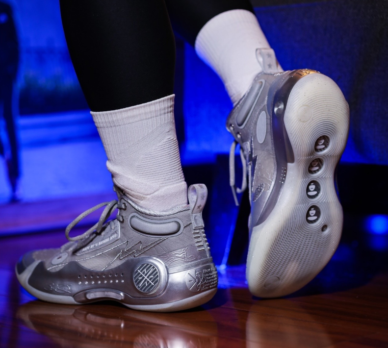  Giày Li-Ning Way Of Wade 10 x AAPE '10th Anniversary' 