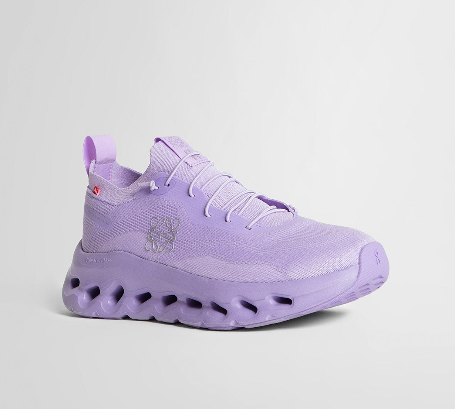  Giày On Running Cloudtilt x Loewe ‘Purple Rose’ 