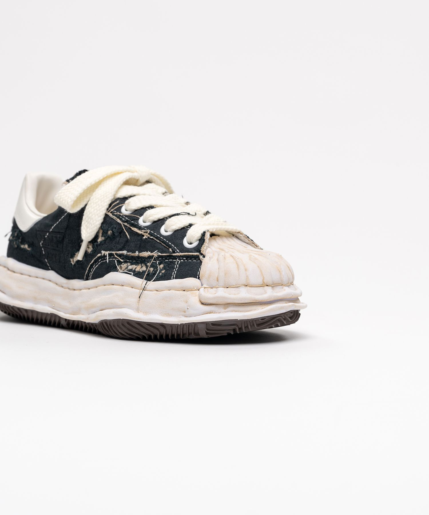  Giày Maison Mihara Yasuhiro Blakey OG Sole Ripped Overdye 'Black' 