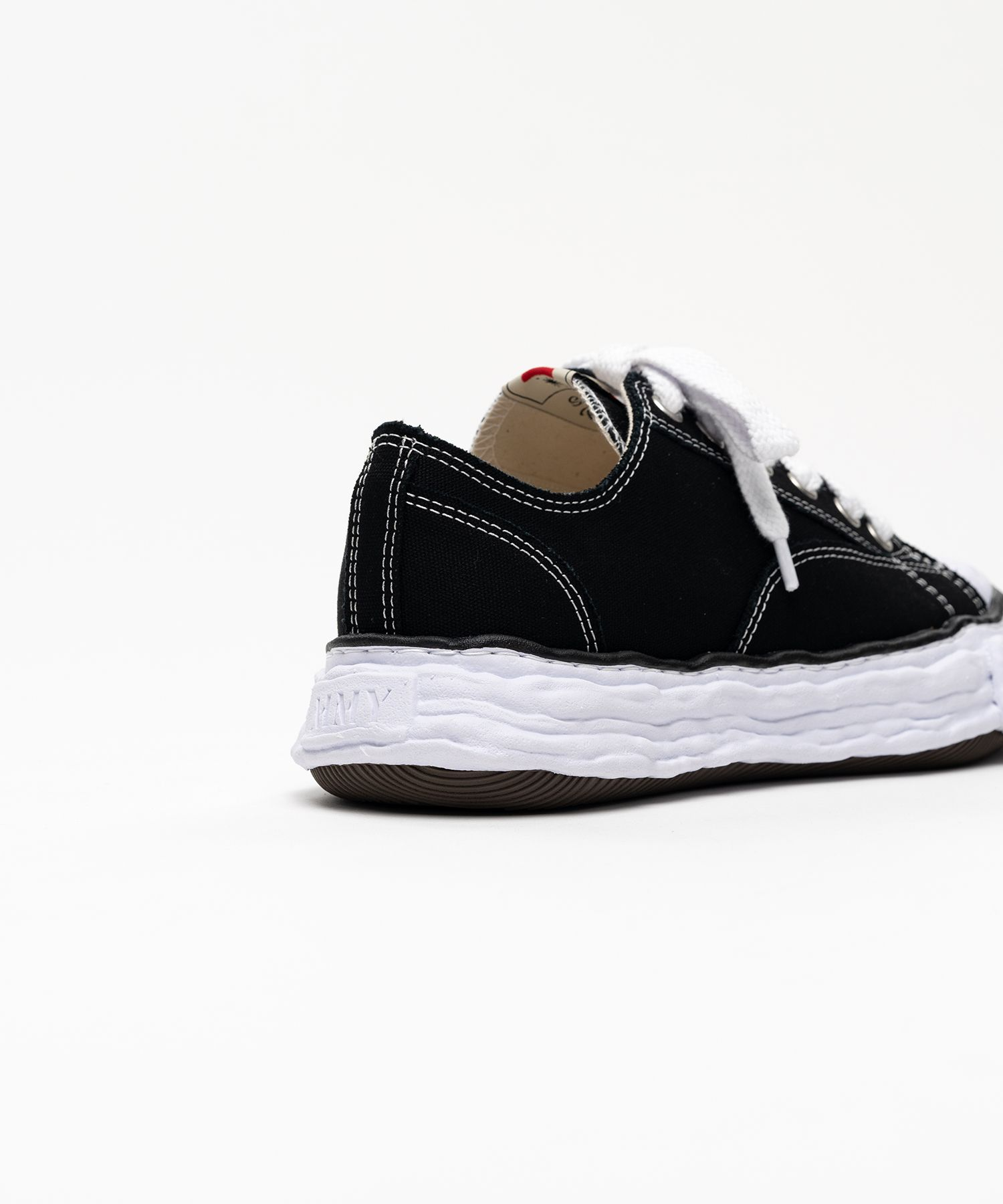 Giày Maison Mihara Yasuhiro Peterson23 'Black White' 