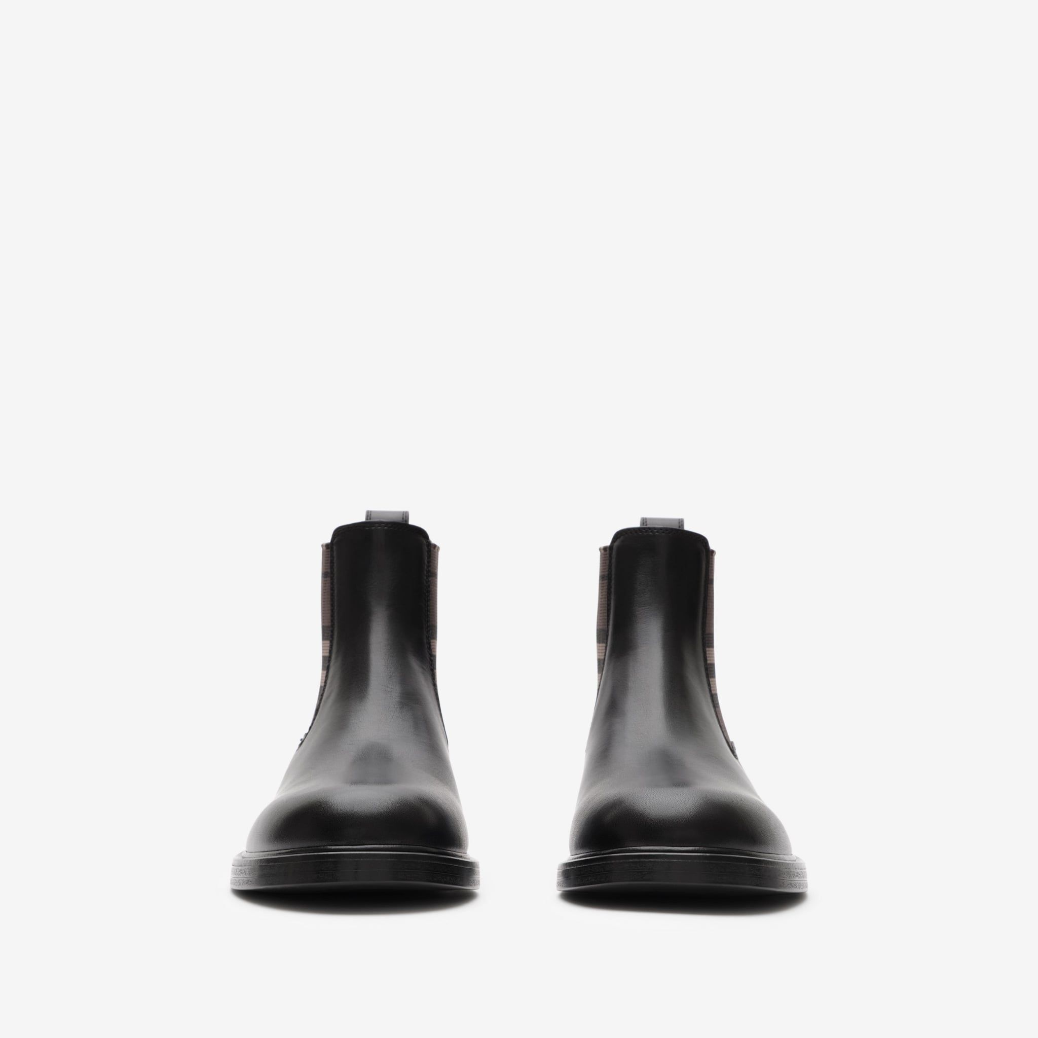  Giày Nam Burberry Leather Pembroke Boots 'Black' 