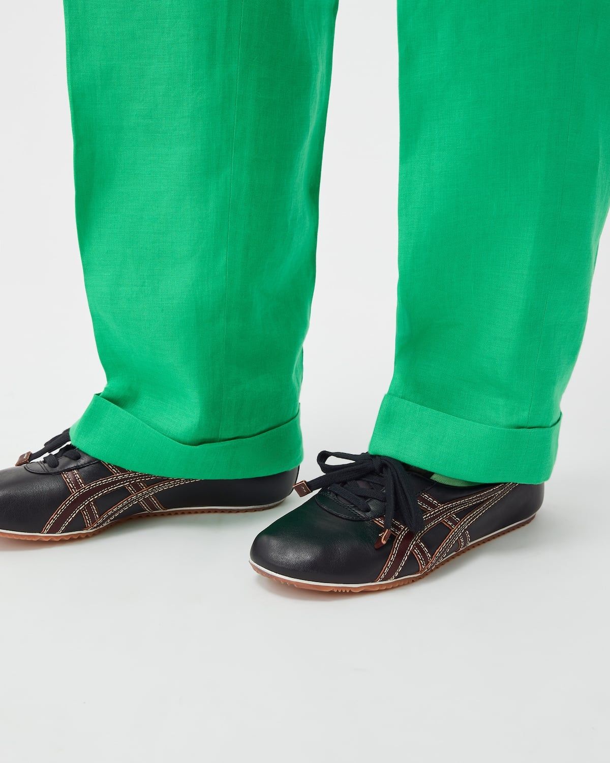  Giày Nam Onitsuka Tiger x Versace Sakura 'Black' 