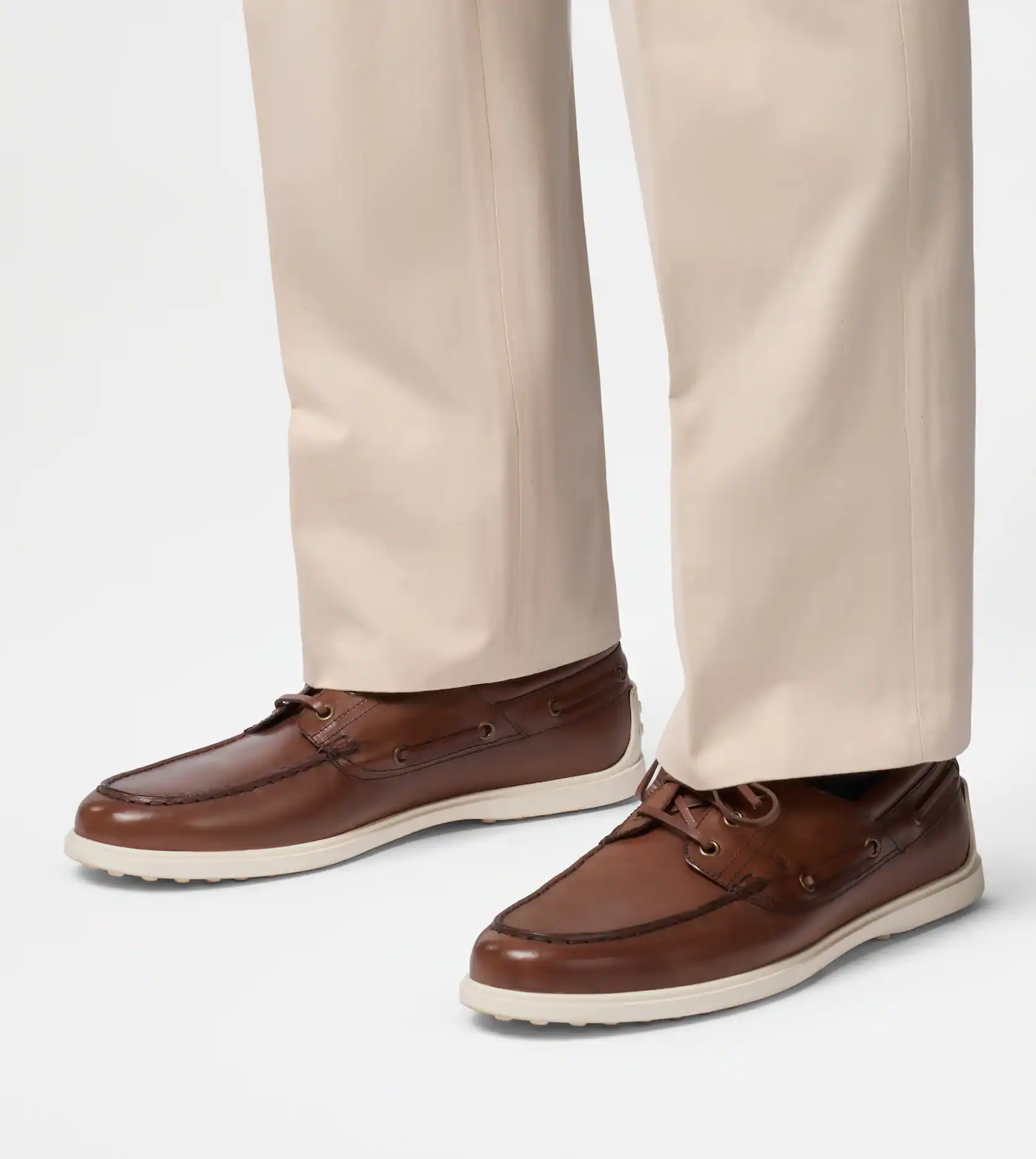  Giày Nam Tod's Boat Shoes In Leather 'Brown' 