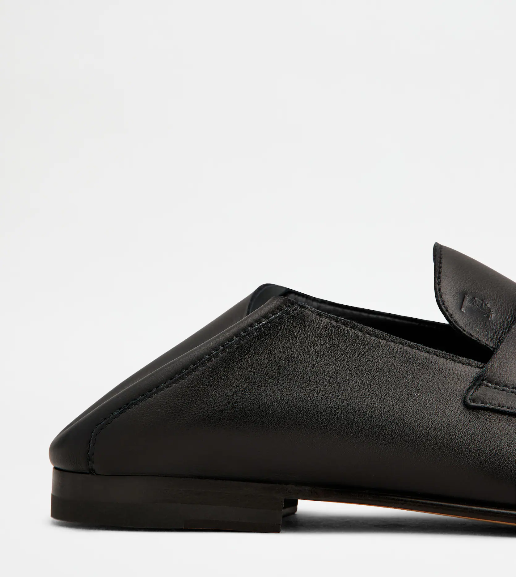  Giày Nam Tod's Loafers In Leather 'Black' 