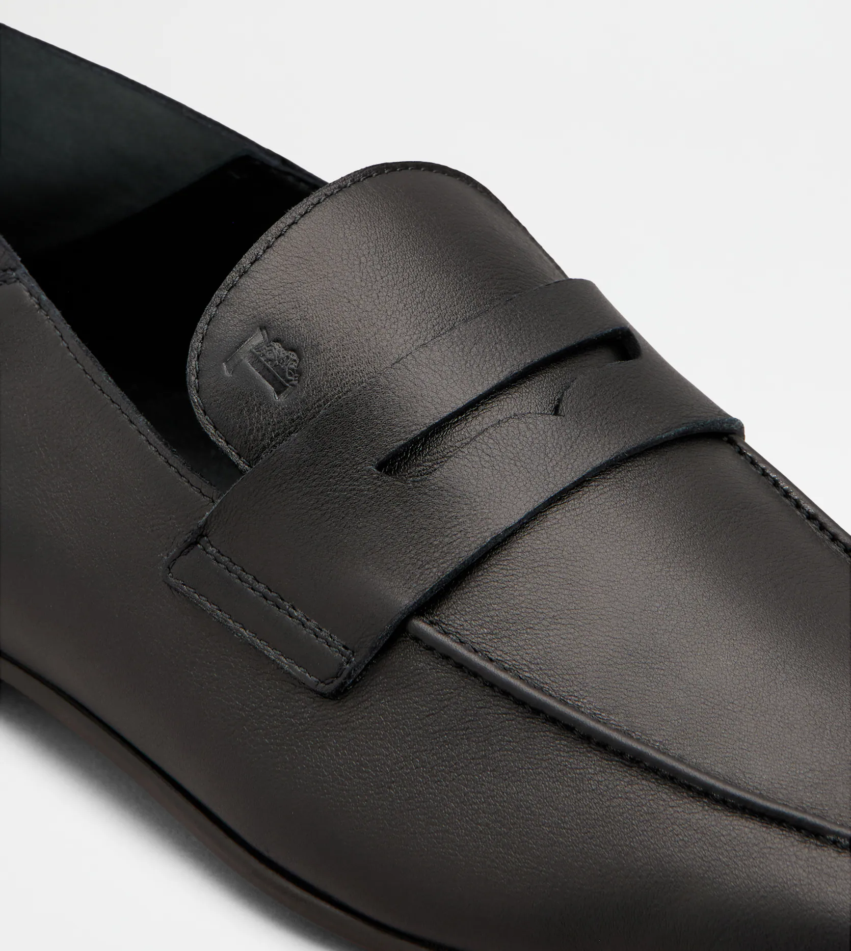  Giày Nam Tod's Loafers In Leather 'Black' 
