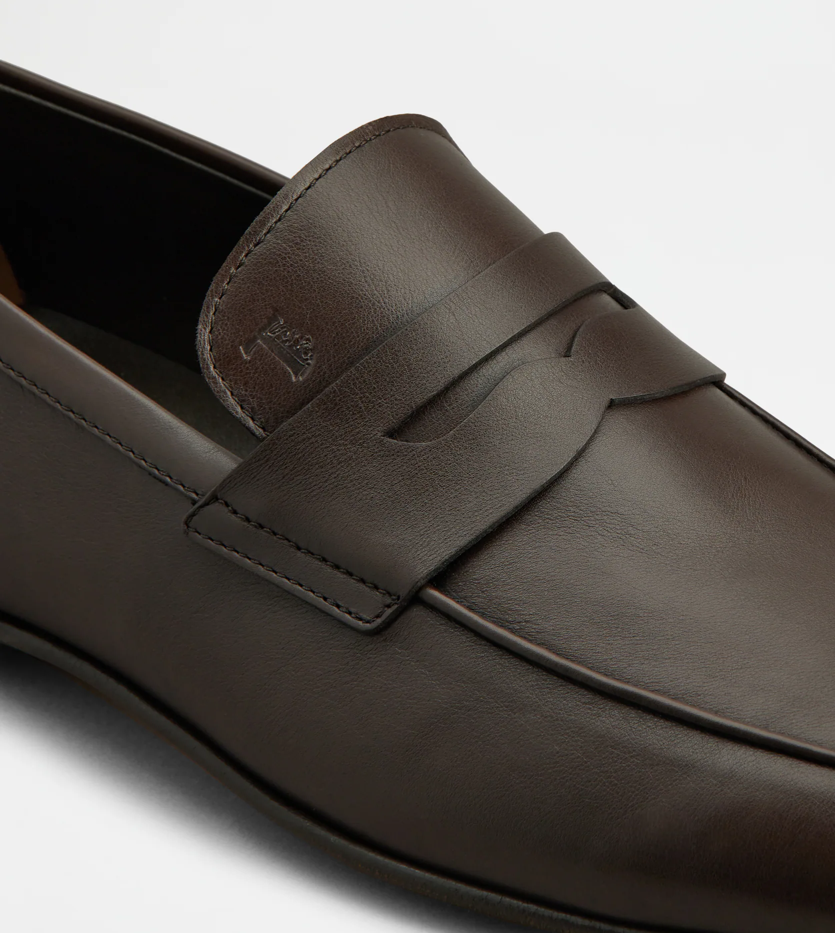 Giày Nam Tod's Loafers in Leather 'Brown' 