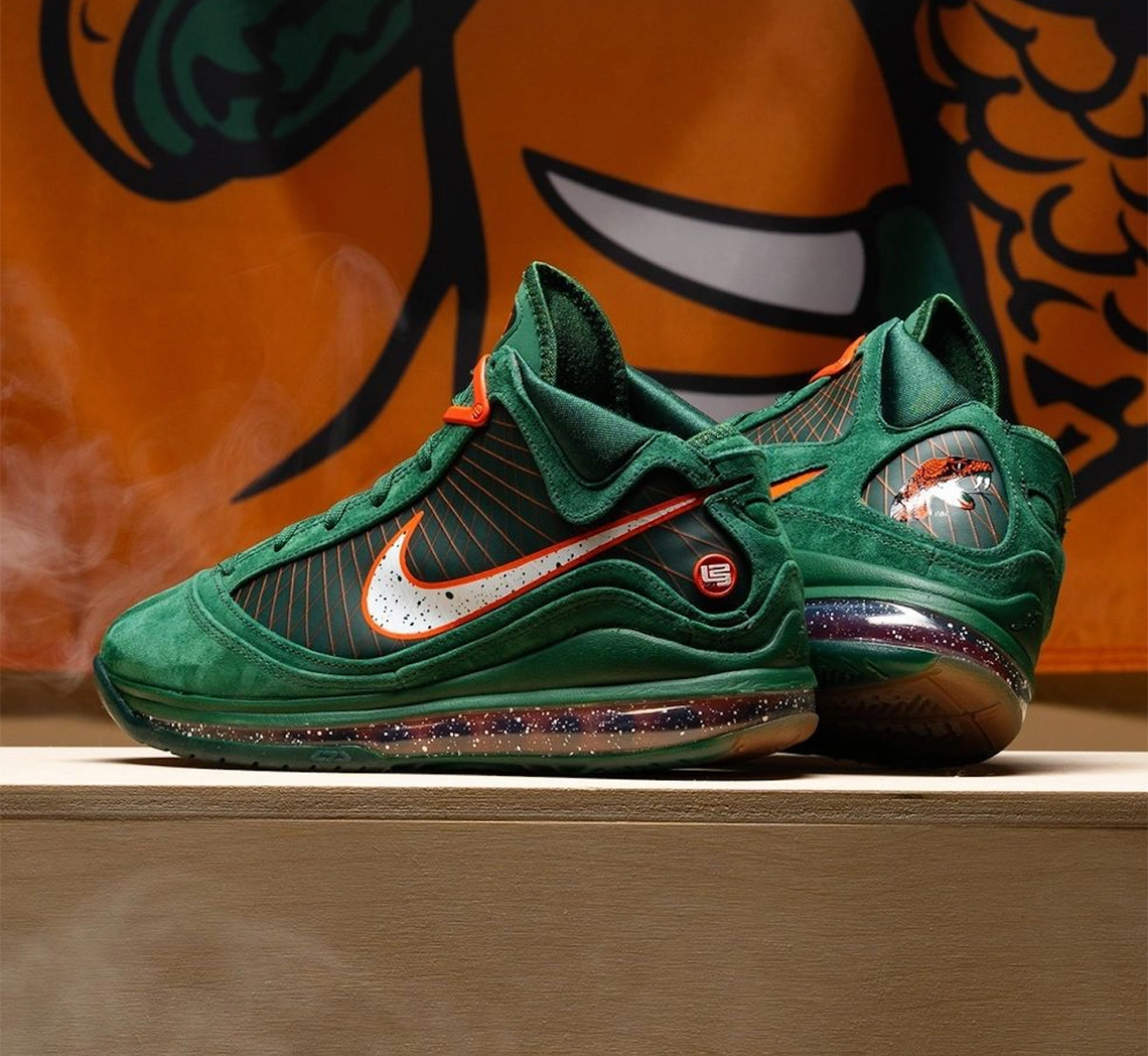  Giày Nike A&M University x LeBron 7 Retro ‘Gorge Green’ 