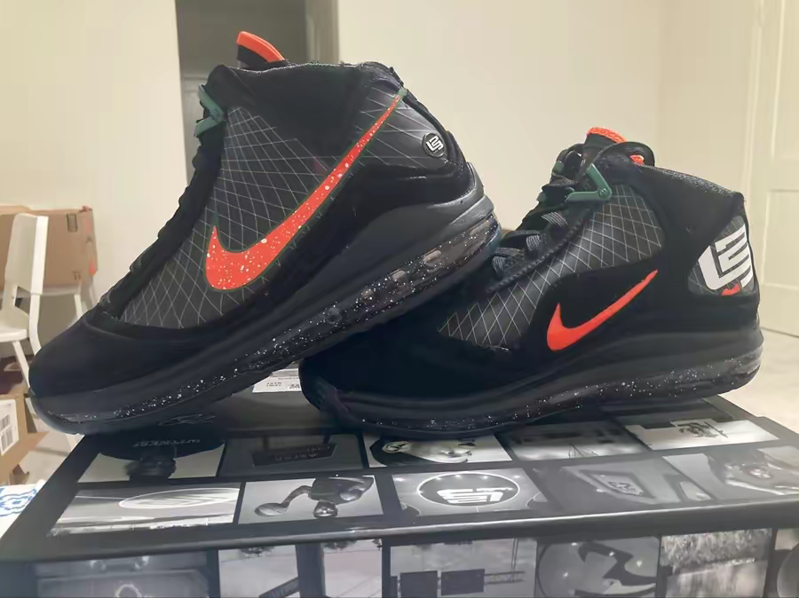  Giày Nike A&M University x LeBron 7 Retro ‘Rattlers’ 