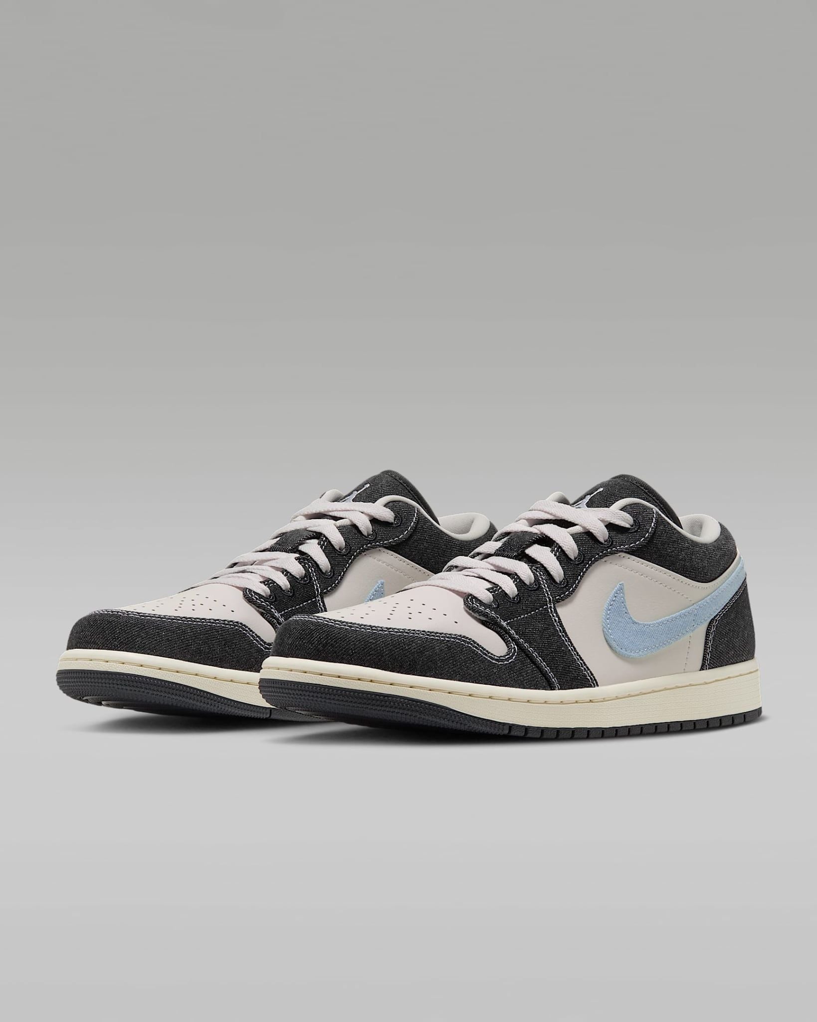  Giày Nike Air Jordan 1 Low 'Black Light Armory Blue' 