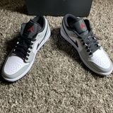  Giày Nike Air Jordan 1 Low GS 'Light Smoke Grey' 