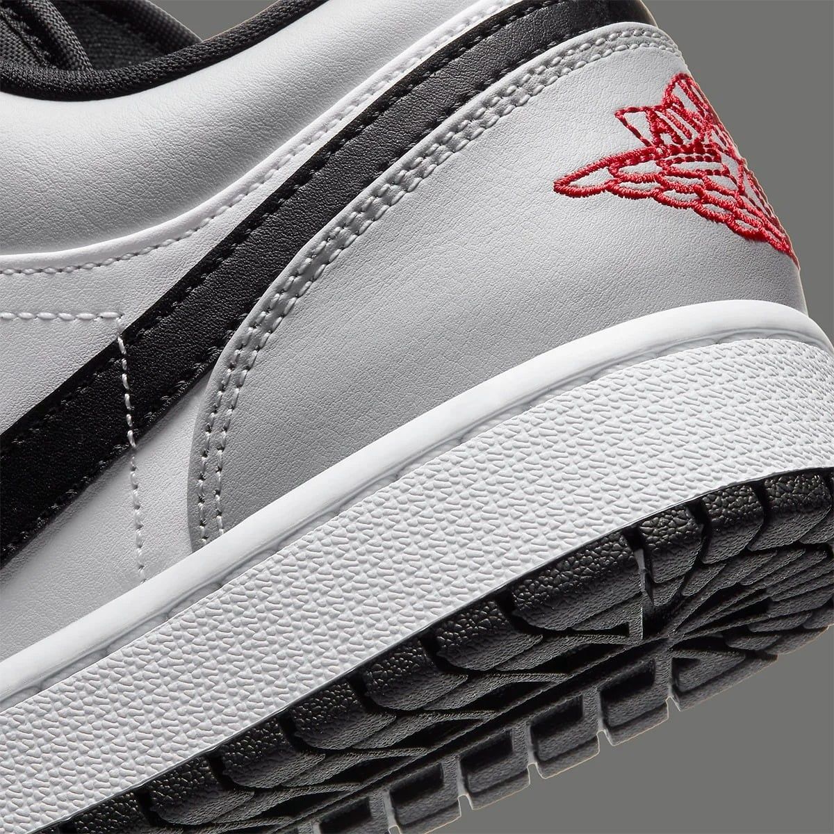  Giày Nike Air Jordan 1 Low GS 'Light Smoke Grey' 
