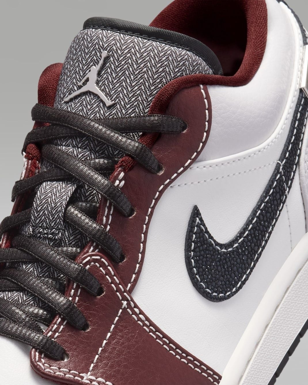  Giày Nike Air Jordan 1 Low 'Mystic Dates' 