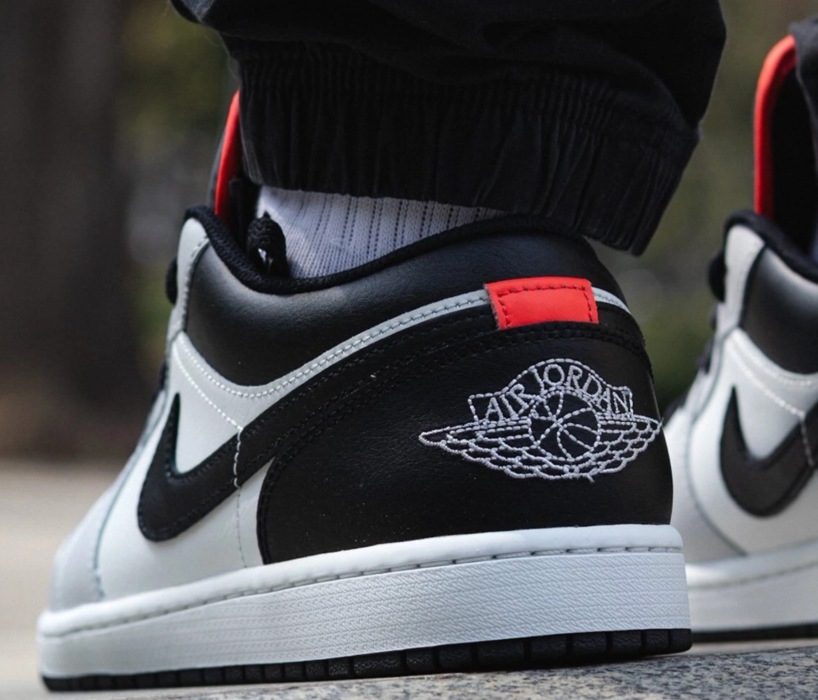  Giày Nike Air Jordan 1 Low 'Neutral Grey Infrared' 