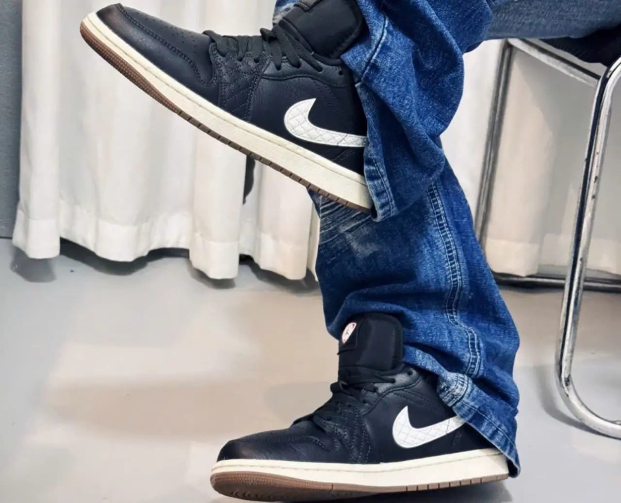  Giày Nike Air Jordan 1 Low SE 'Black' 
