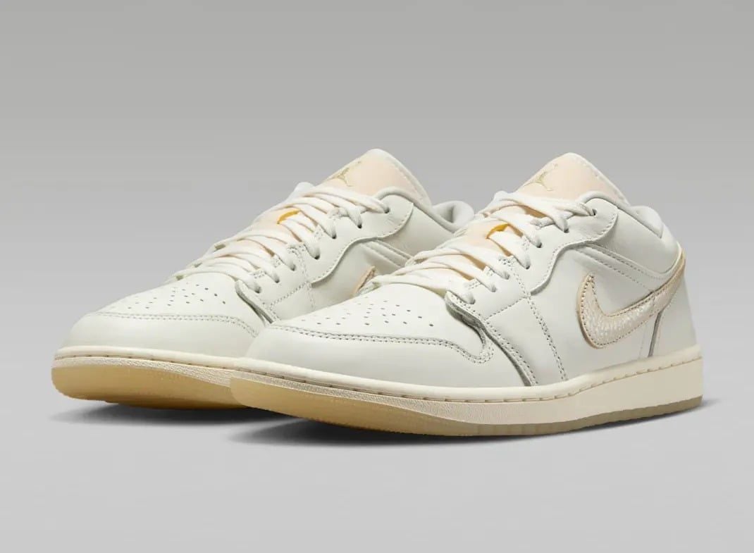  Giày Nike Air Jordan 1 Low SE 'Metallic Team Gold' 
