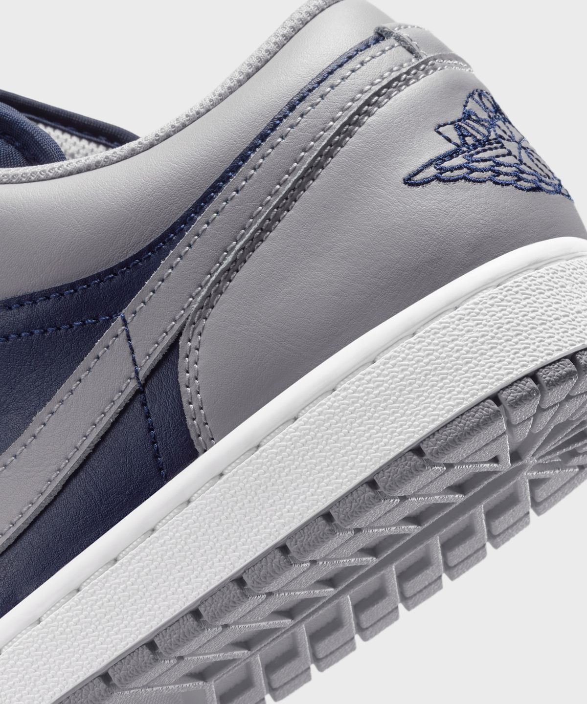  Giày Nike Air Jordan 1 Low 'Tech Grey College Navy' 