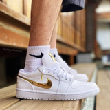 Giày Nike Air Jordan 1 Low 'White Metallic Gold' 