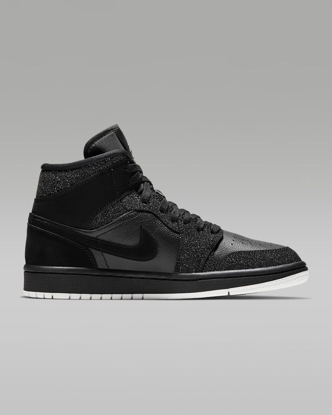  Giày Nike Air Jordan 1 Mid 'Black' 
