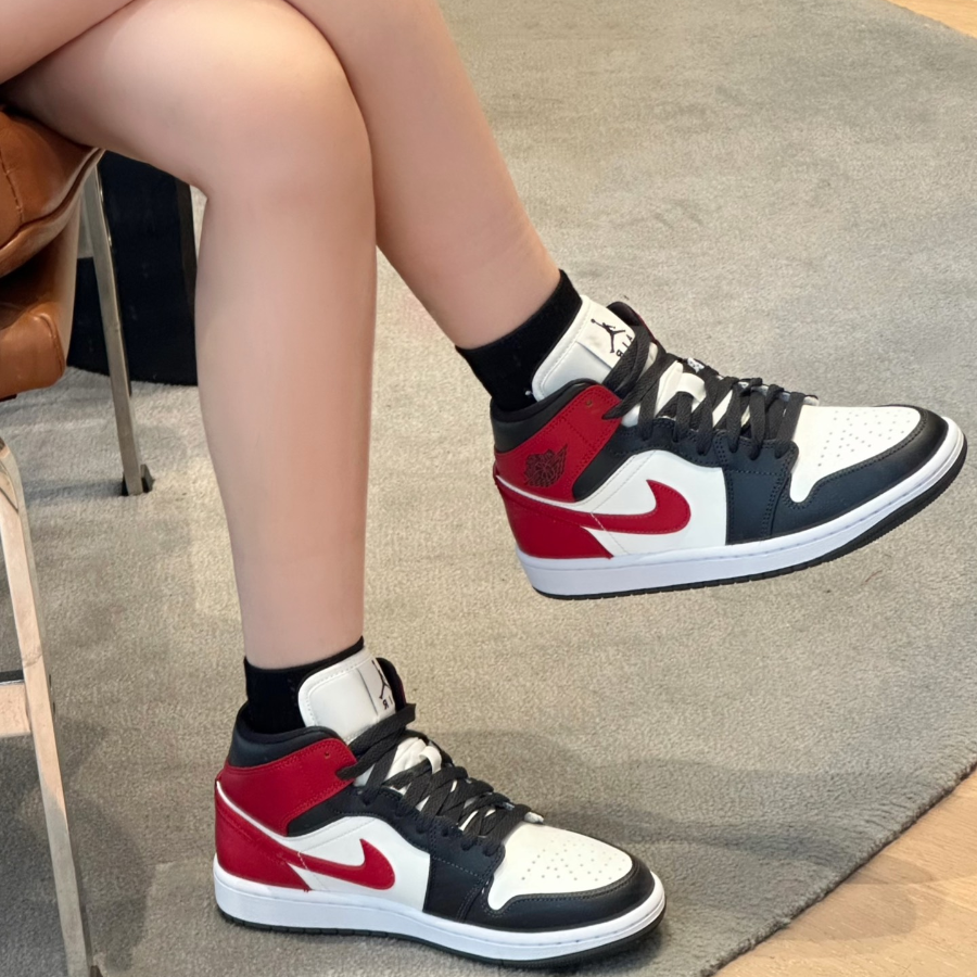  Giày Nike Air Jordan 1 Mid 'Gym Red Off Noir' 