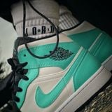  Giày Nike Air Jordan 1 Mid 'Island Green' 