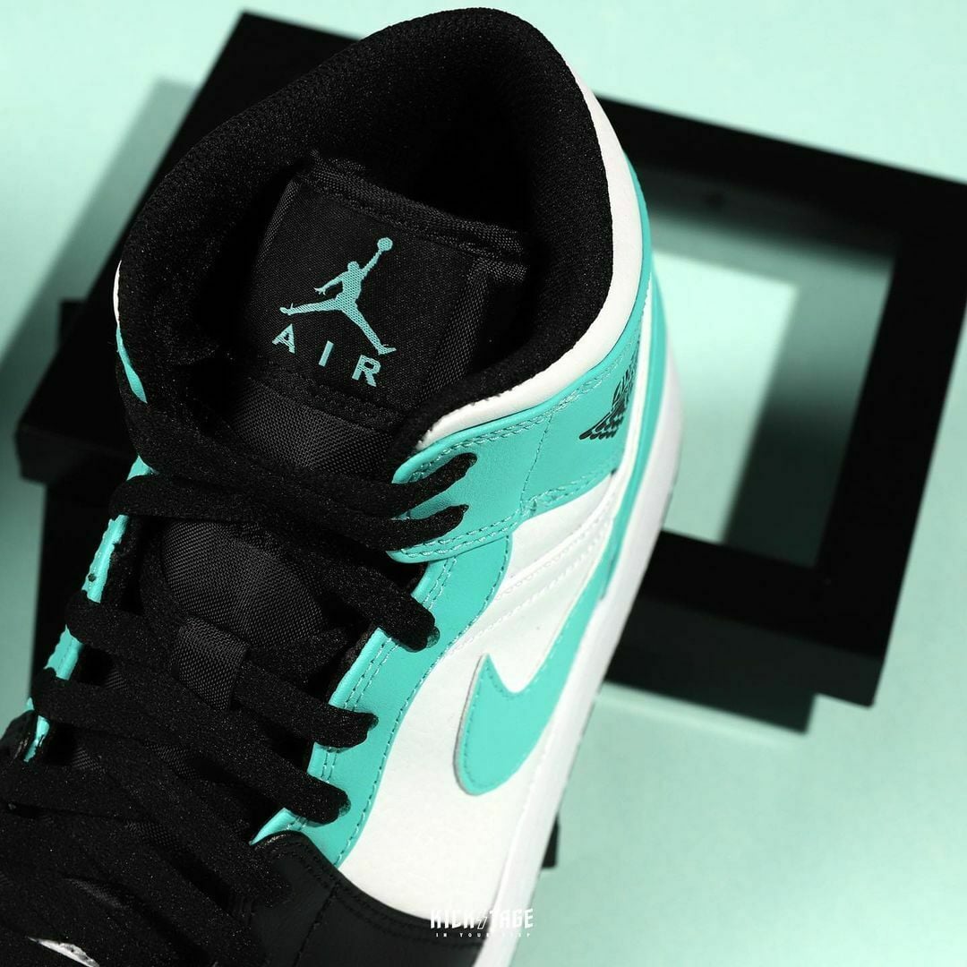  Giày Nike Air Jordan 1 Mid 'Island Green' 