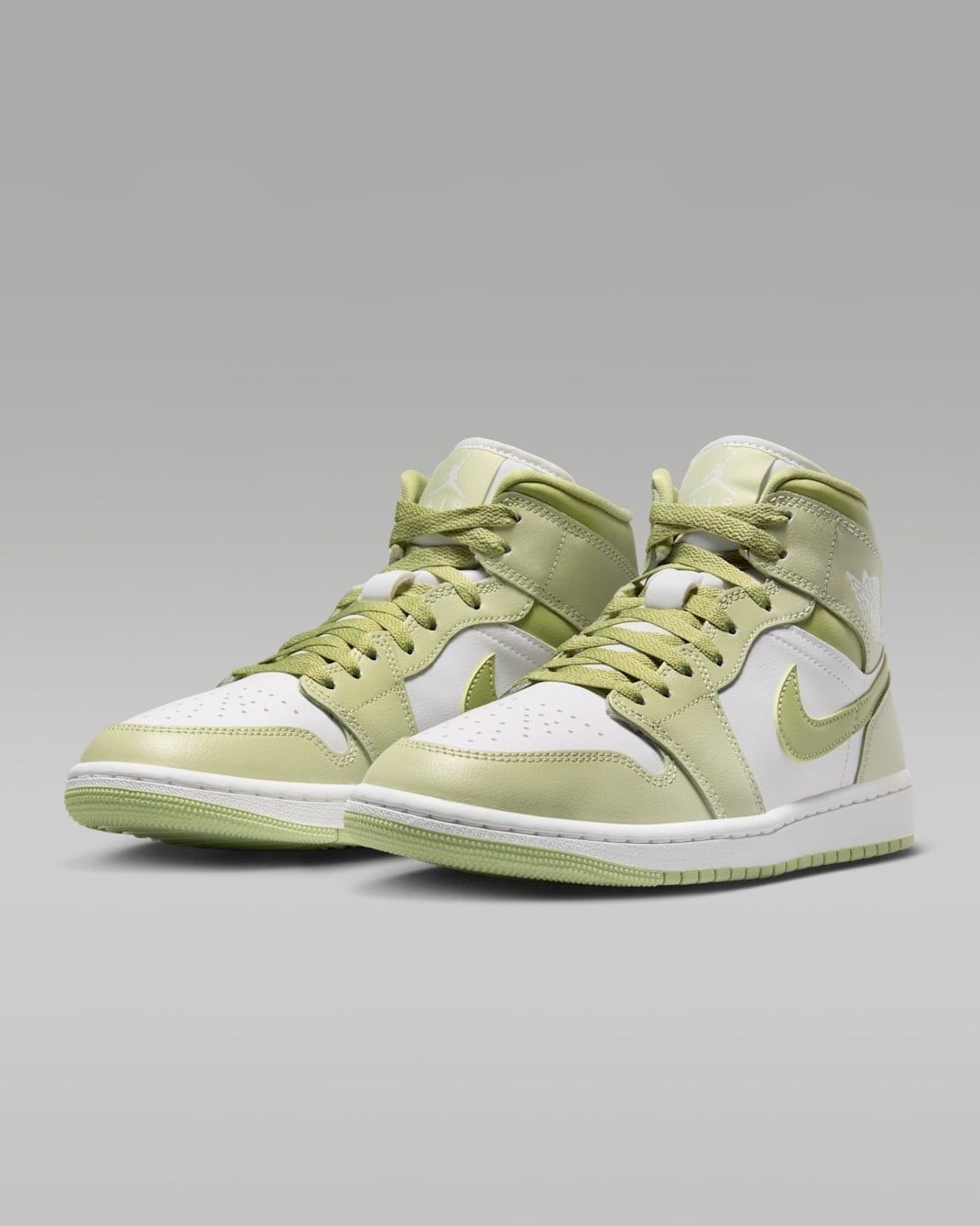  Giày Nike Air Jordan 1 Mid 'Olive Aura' 