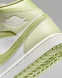  Giày Nike Air Jordan 1 Mid 'Olive Aura' 