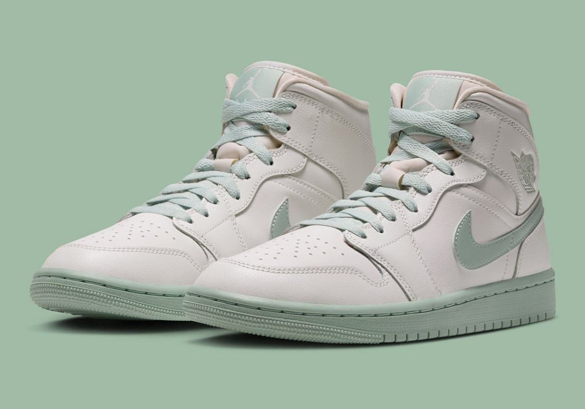  Giày Nike Air Jordan 1 Mid 'Pistachio Frost' 
