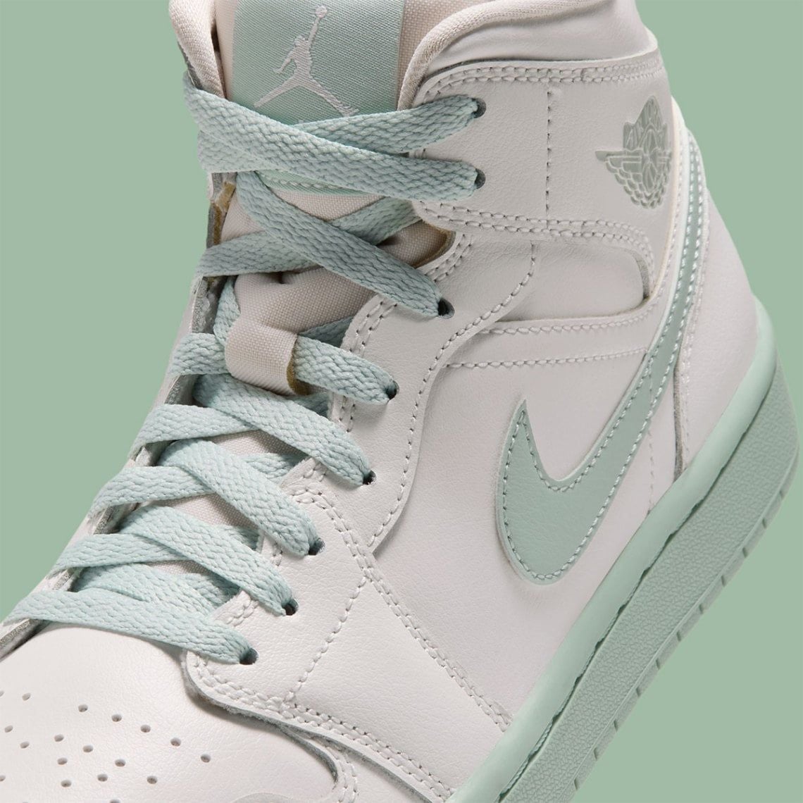  Giày Nike Air Jordan 1 Mid 'Pistachio Frost' 